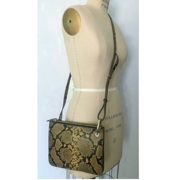 H&M PREMIUM LEATHER SLIM CROSSBODY NATURAL SNAKE PYTHON HANDBAG 8 x 9 OS NWT - Picture 2 of 10
